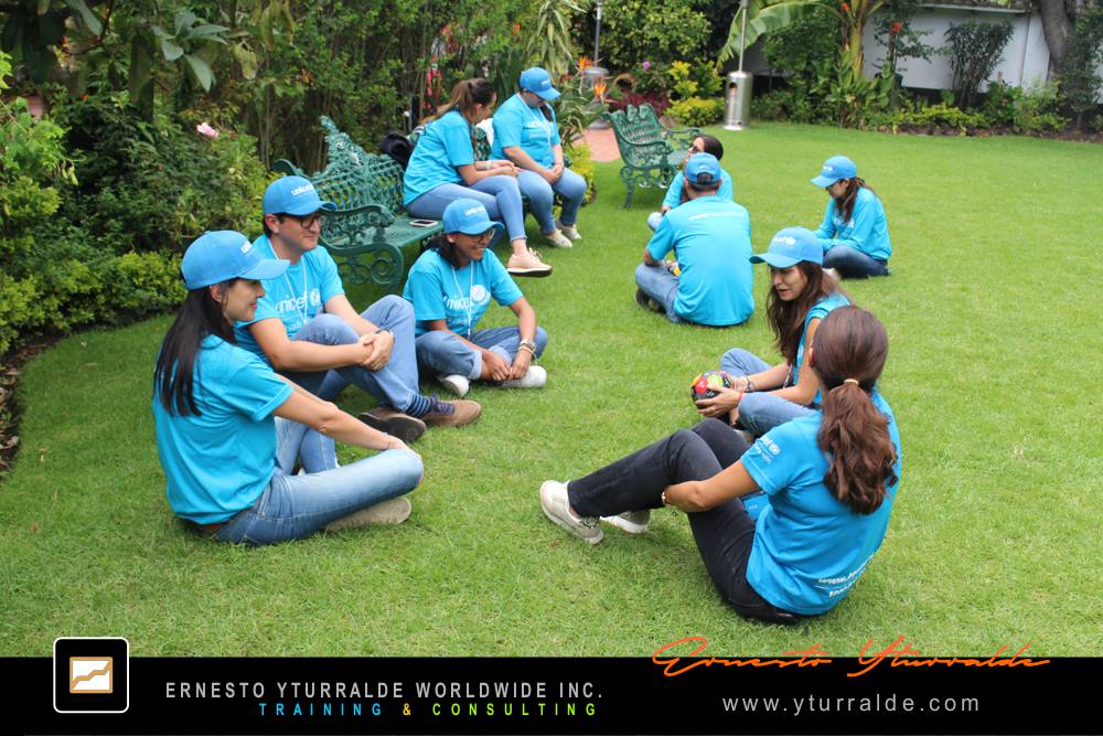 Debriefing Balls para Team Building con Ernesto Yturralde